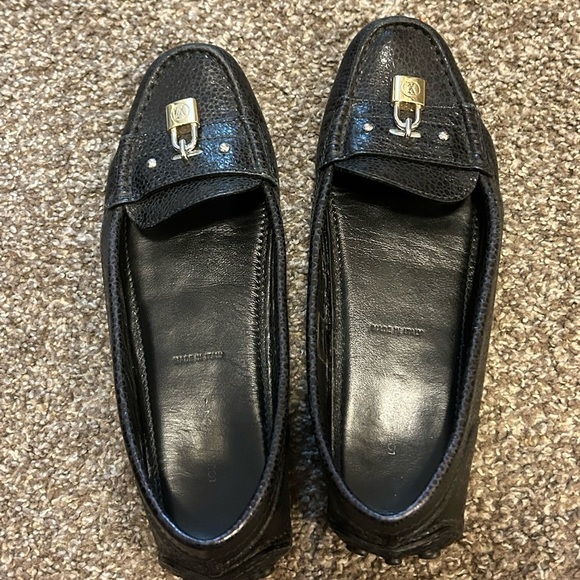 Louis Vuitton black lock flat size 37 black noir locket detail - Picture 2 of 11